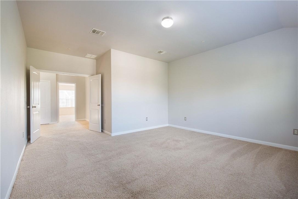 1620 Bryant Dr - Photo 13