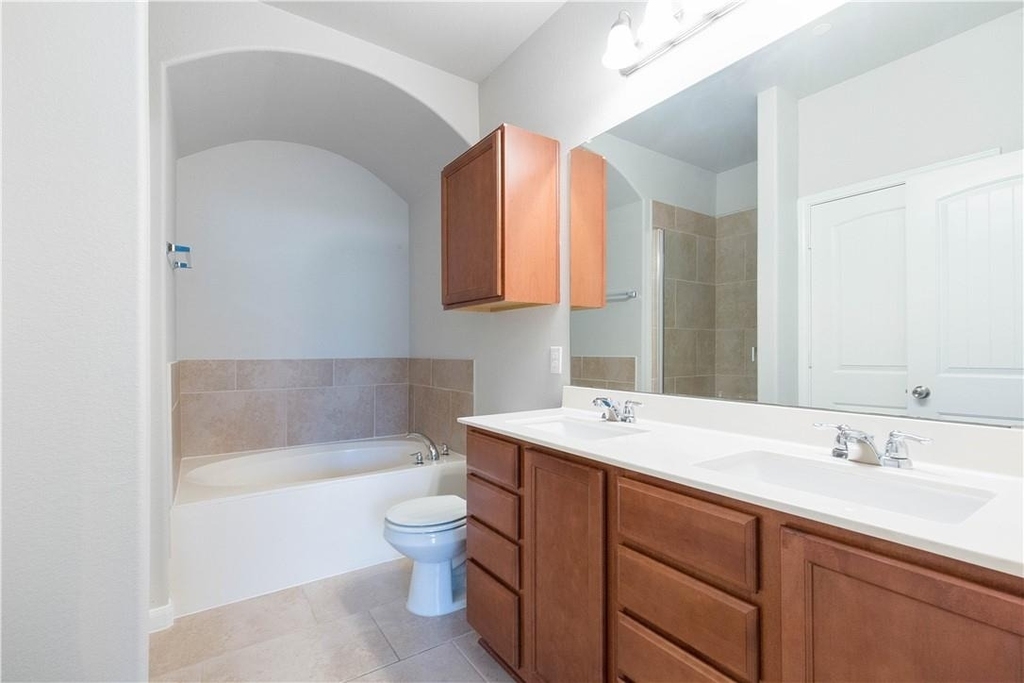 1620 Bryant Dr - Photo 16
