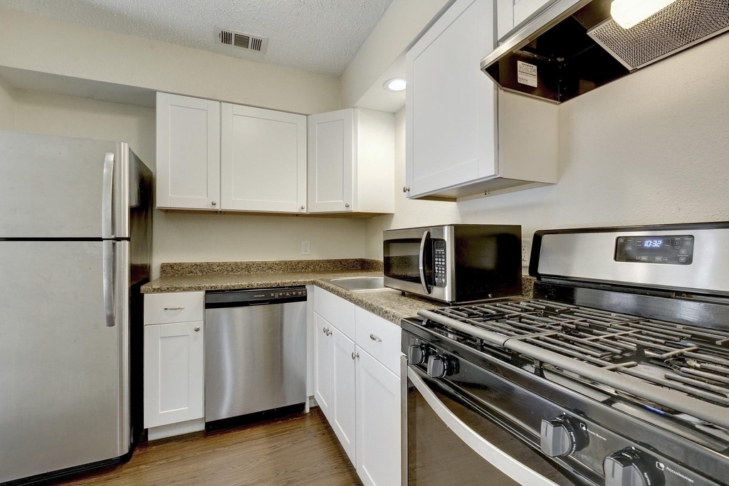 4802 W Wind Trl - Photo 10