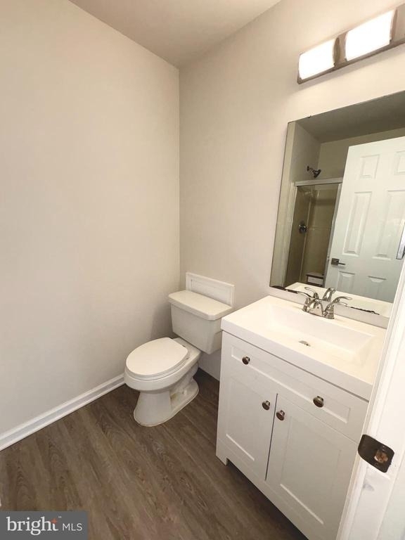 221b Highland Boulevard - Photo 11