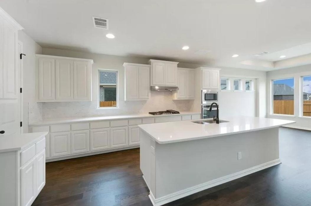 3457 Francisco Way - Photo 11