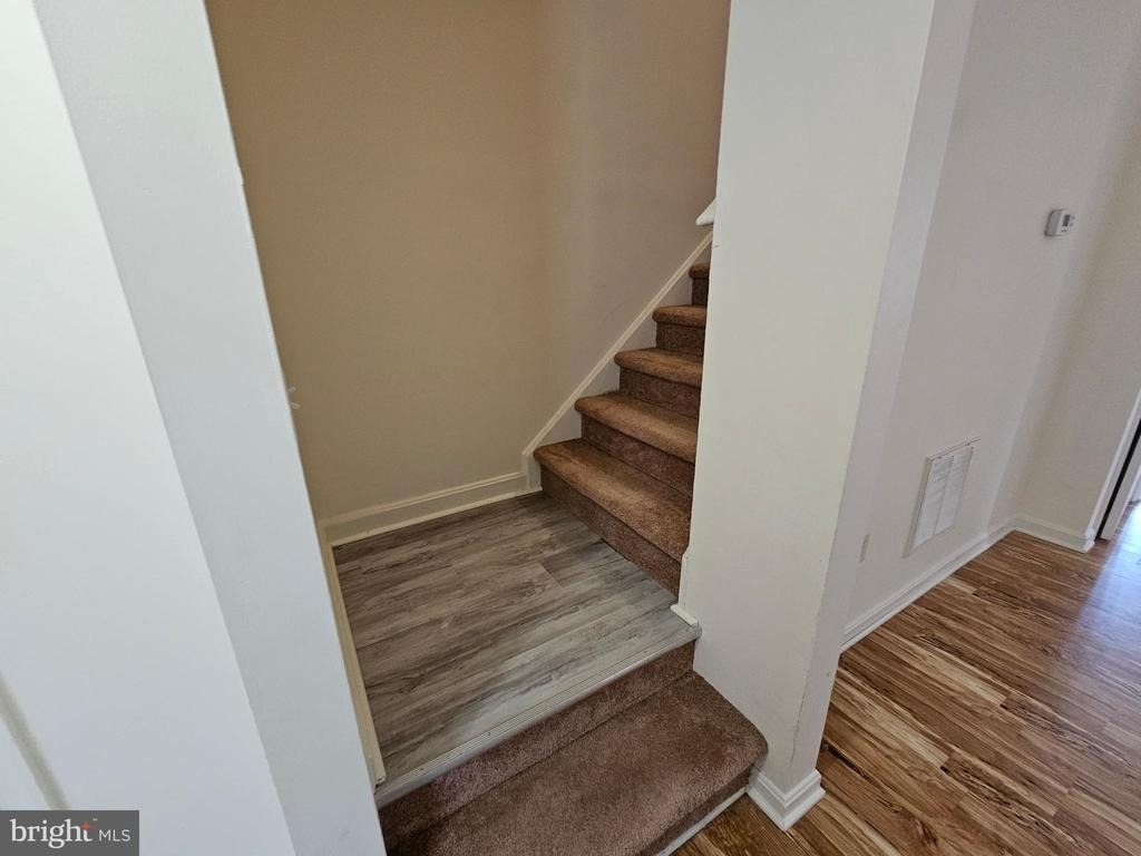 218 218 E North Street - Photo 32