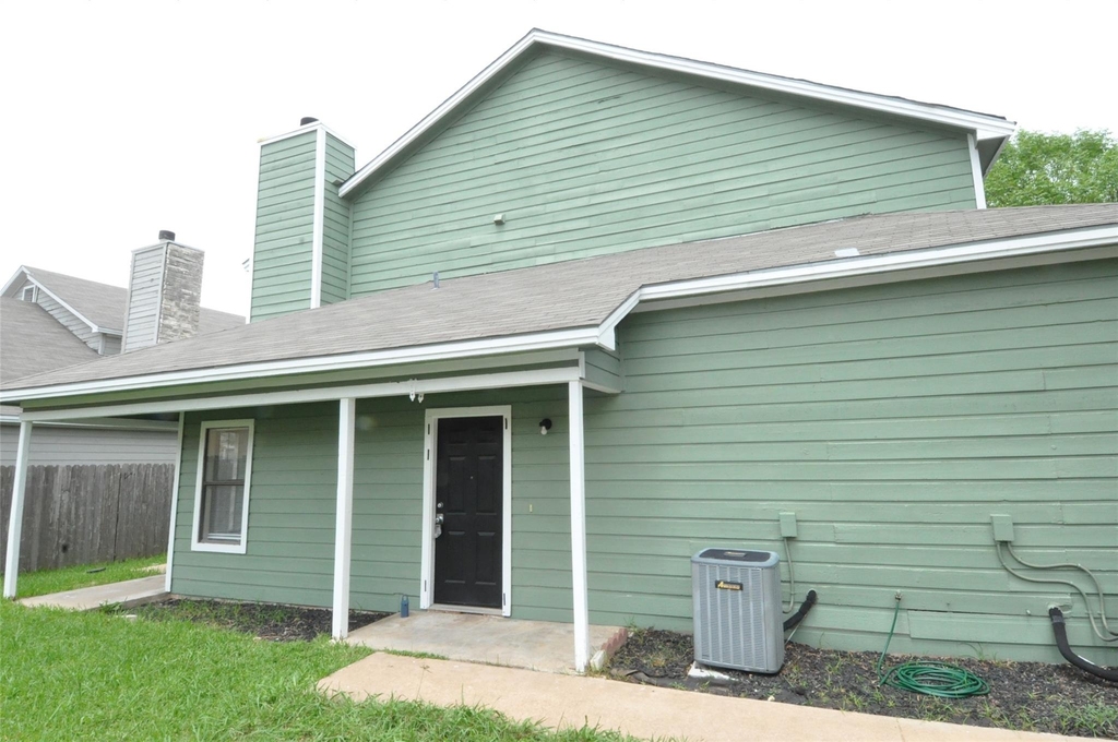 12304 Abney Dr - Photo 0