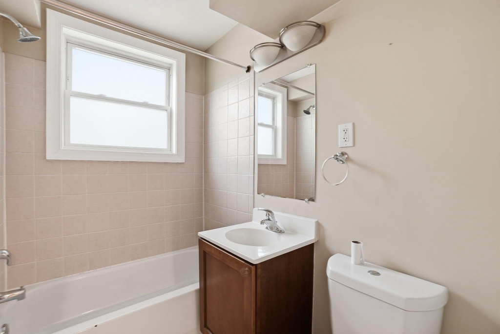 2841 Gainesville Street Se - Photo 15