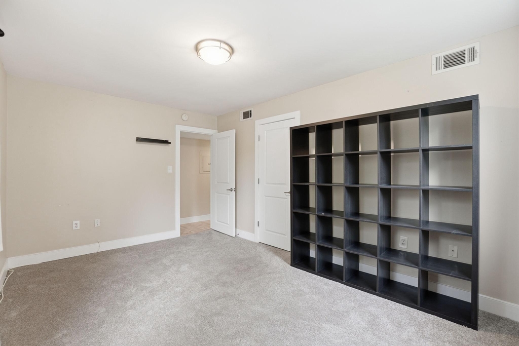 2841 Gainesville Street Se - Photo 14