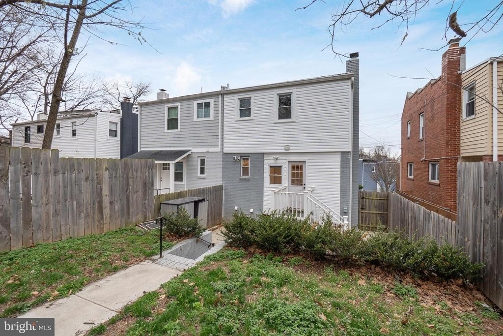 50 53rd Street Se - Photo 32