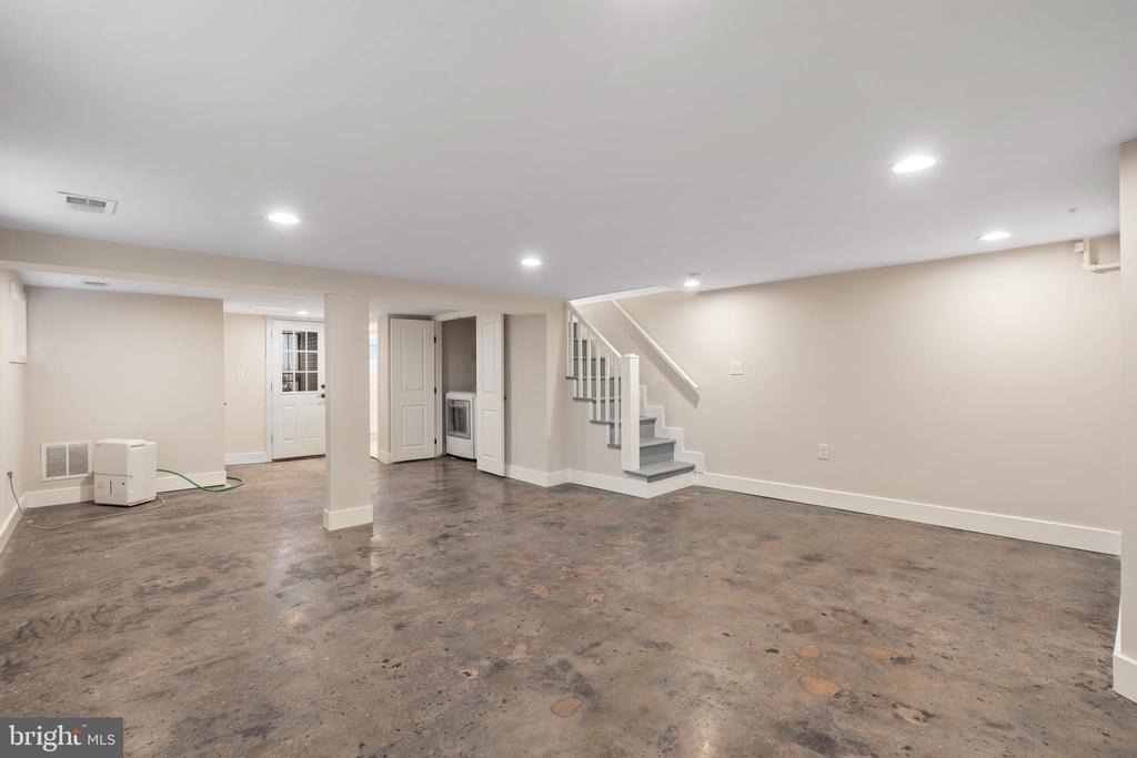 50 53rd Street Se - Photo 24