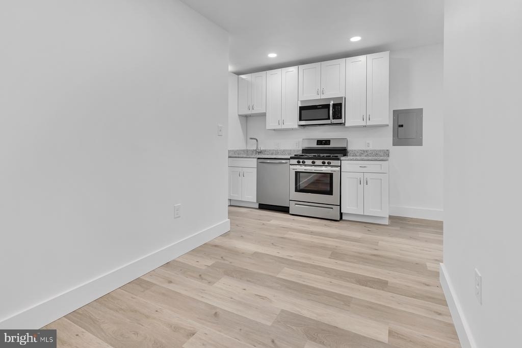 1353 Nicholson Street Nw - Photo 1