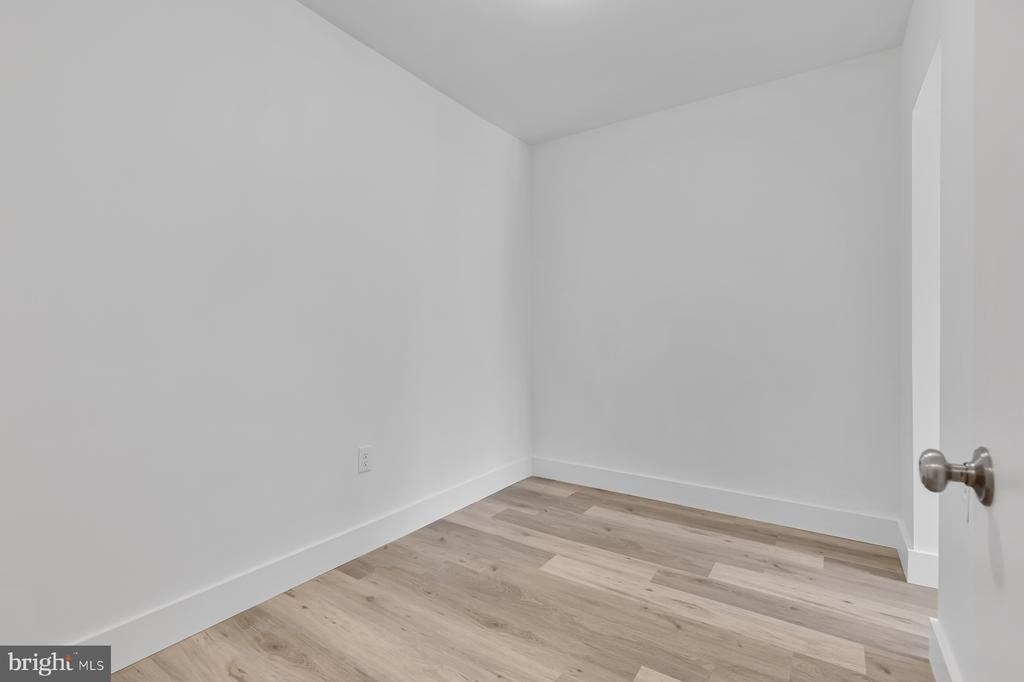 1353 Nicholson Street Nw - Photo 17