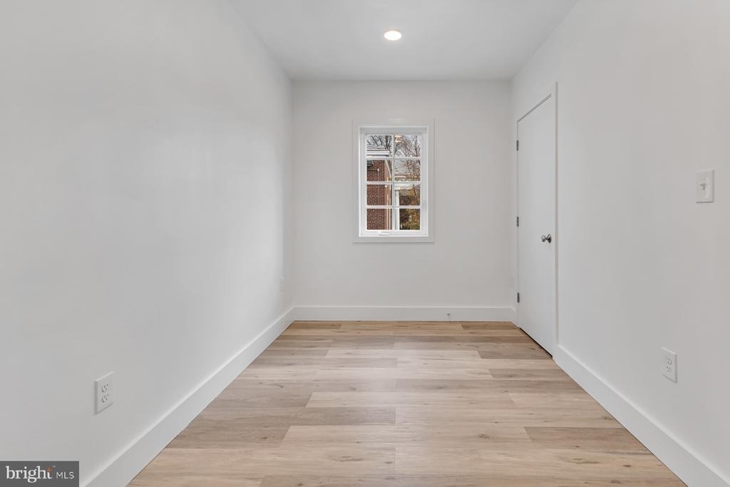 1353 Nicholson Street Nw - Photo 14
