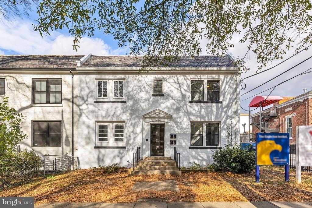 1353 Nicholson Street Nw - Photo 21