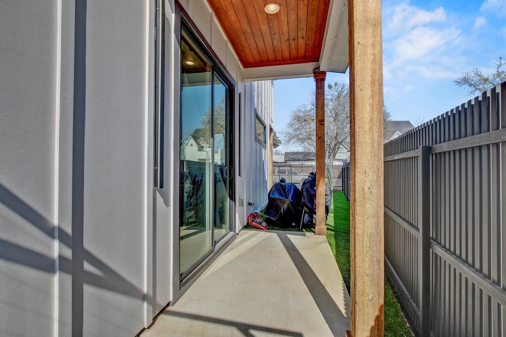 4703 Louis Ave - Photo 29