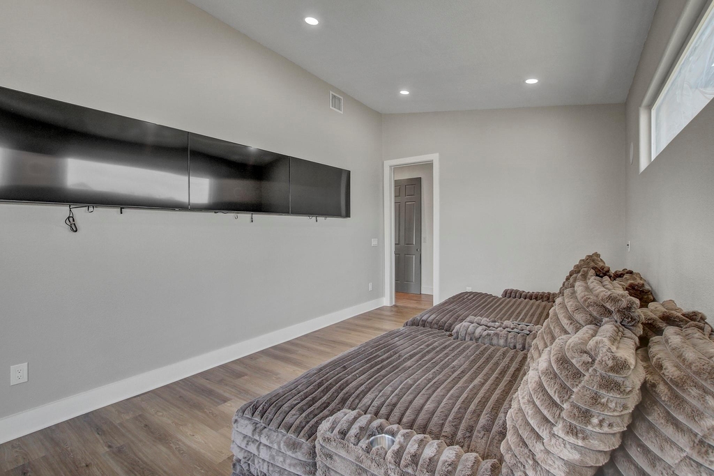4703 Louis Ave - Photo 28
