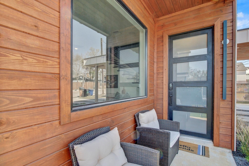 4703 Louis Ave - Photo 3