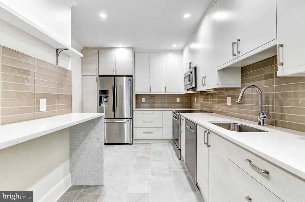 3221 Sutton Place Nw - Photo 15