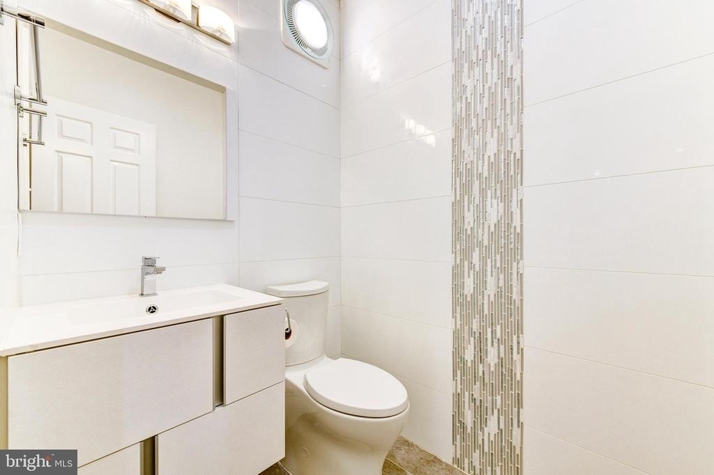 3221 Sutton Place Nw - Photo 19
