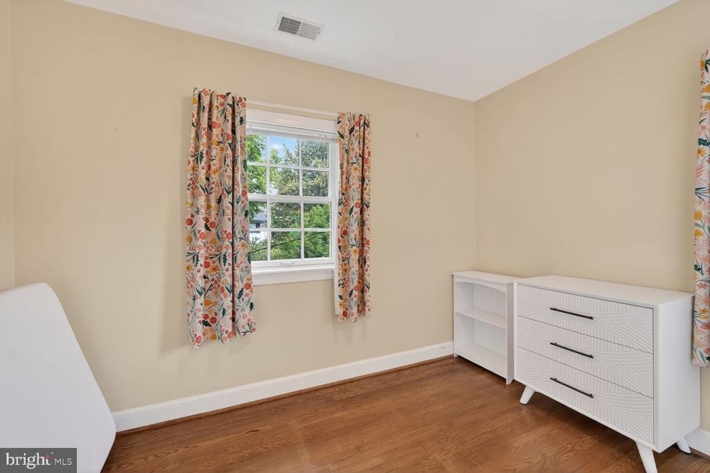 5105 34th Street Nw - Photo 18