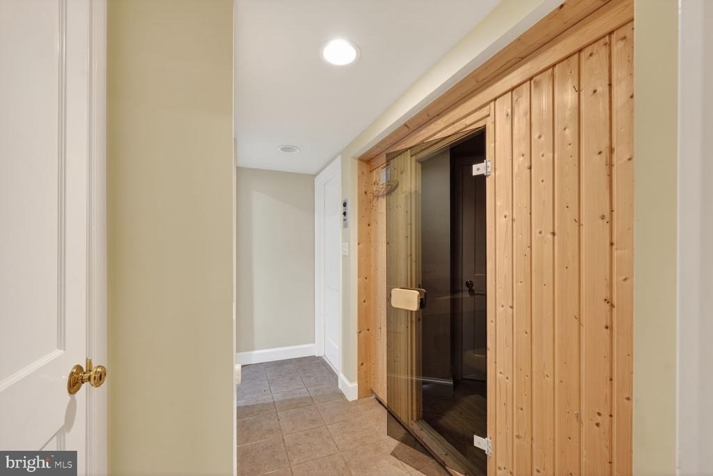 5105 34th Street Nw - Photo 13