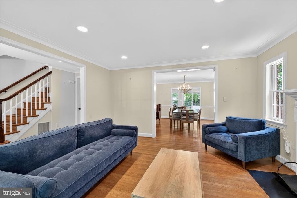 5105 34th Street Nw - Photo 4