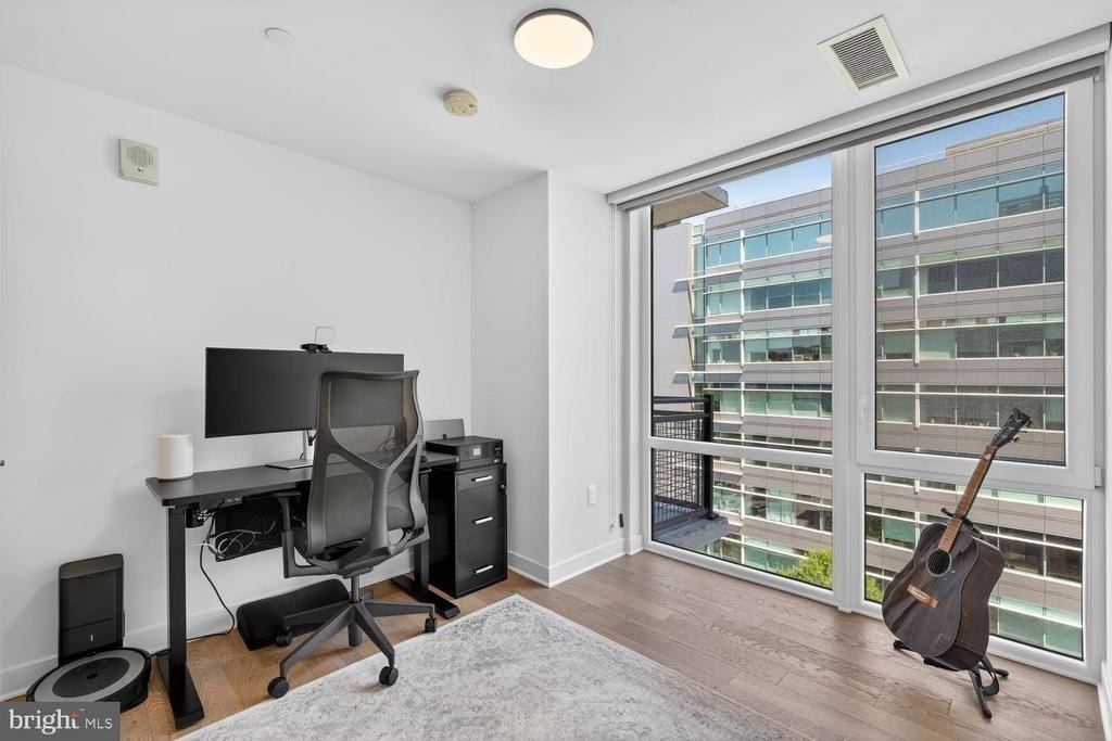 37 L Street Se - Photo 11