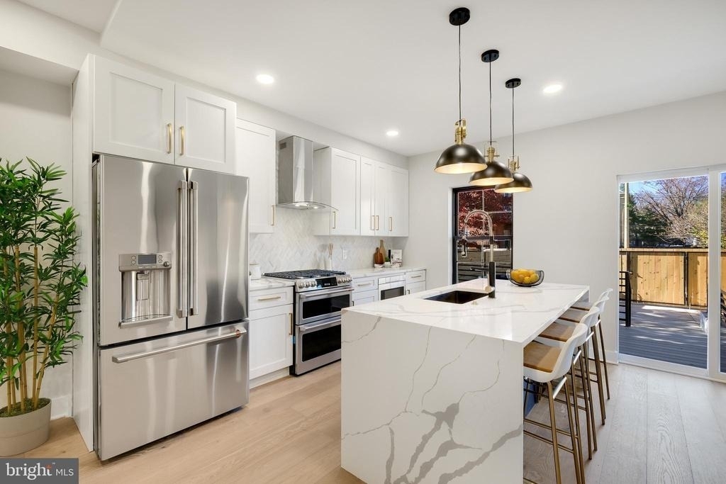 21 16th Street Se - Photo 8