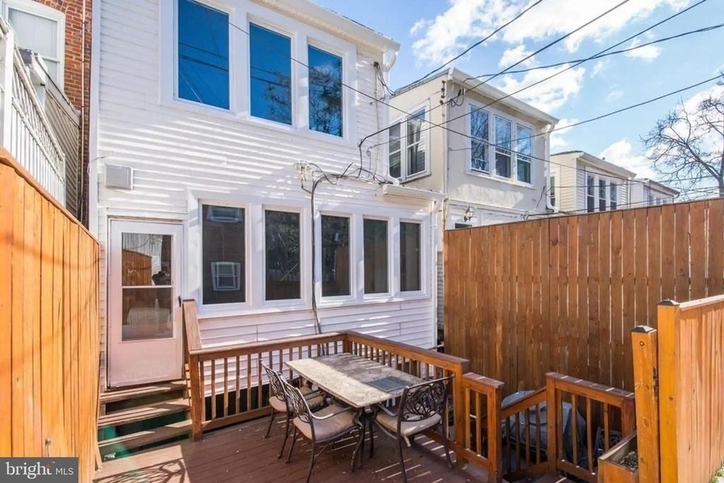 2116 37th Street Nw - Photo 16