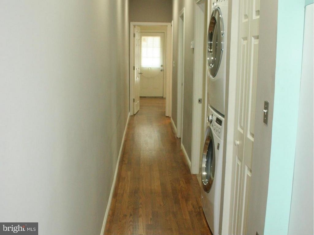 1040 6th Street Ne - Photo 7