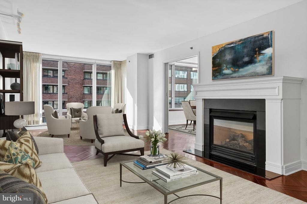 1155 23rd Street Nw - Photo 1
