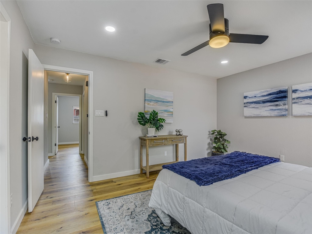 12900 Campos Dr - Photo 8