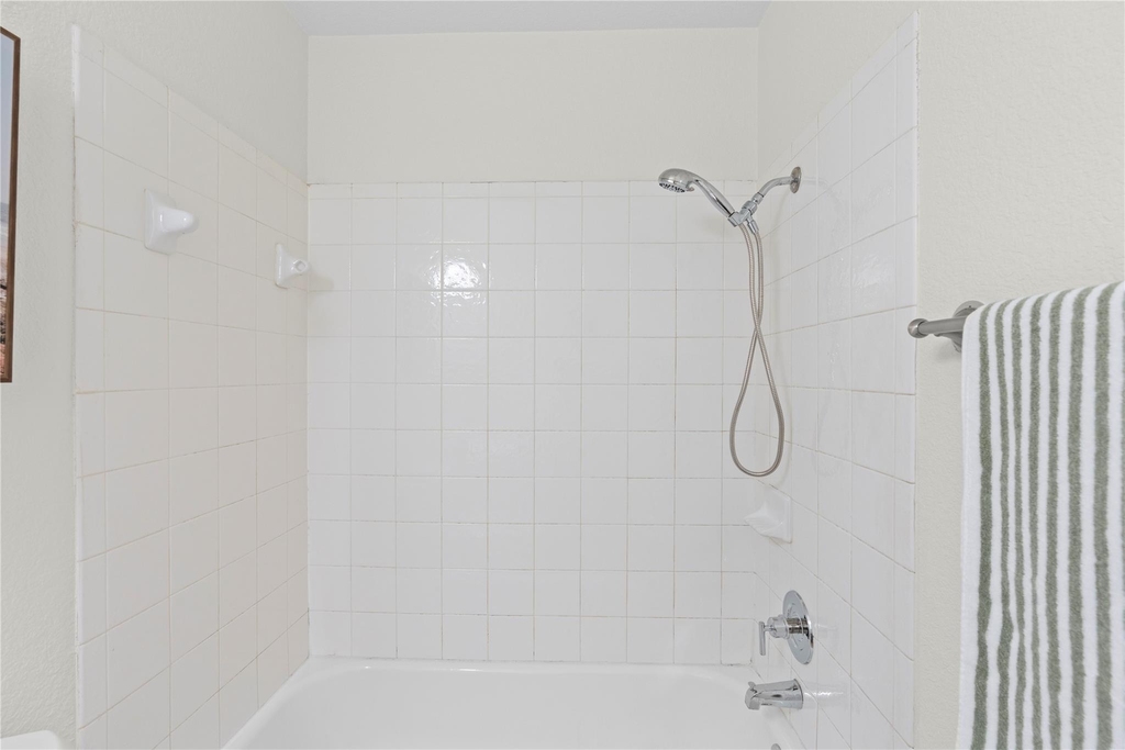 406 Covent Dr - Photo 17