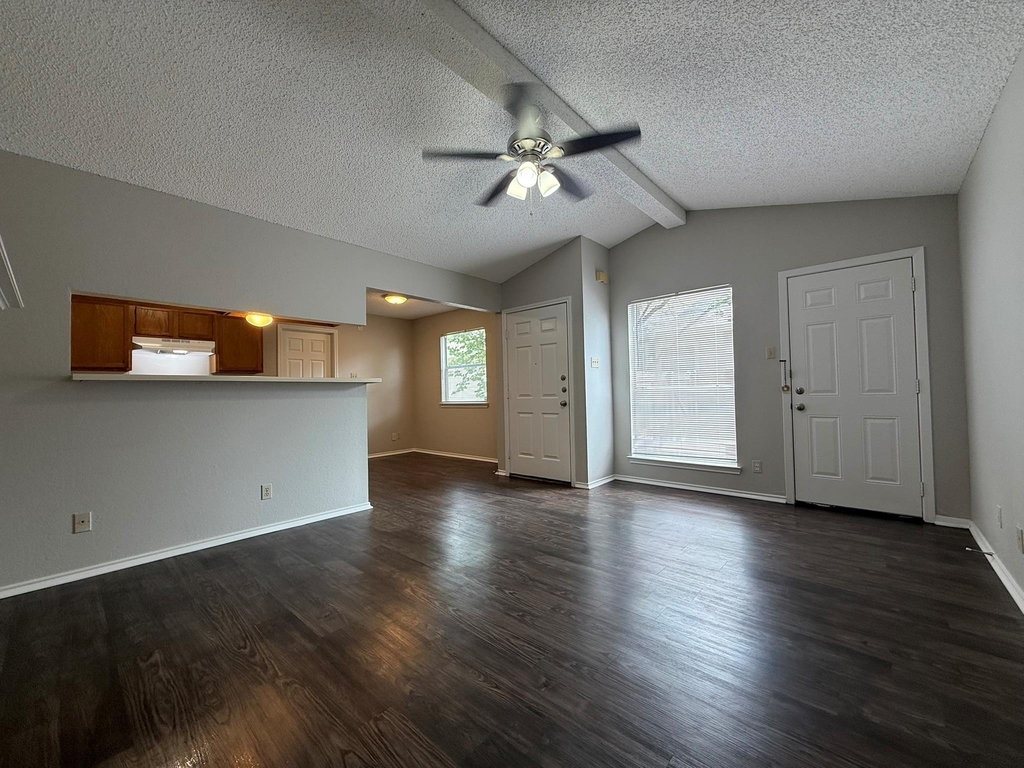 522 Cutty Trl - Photo 4