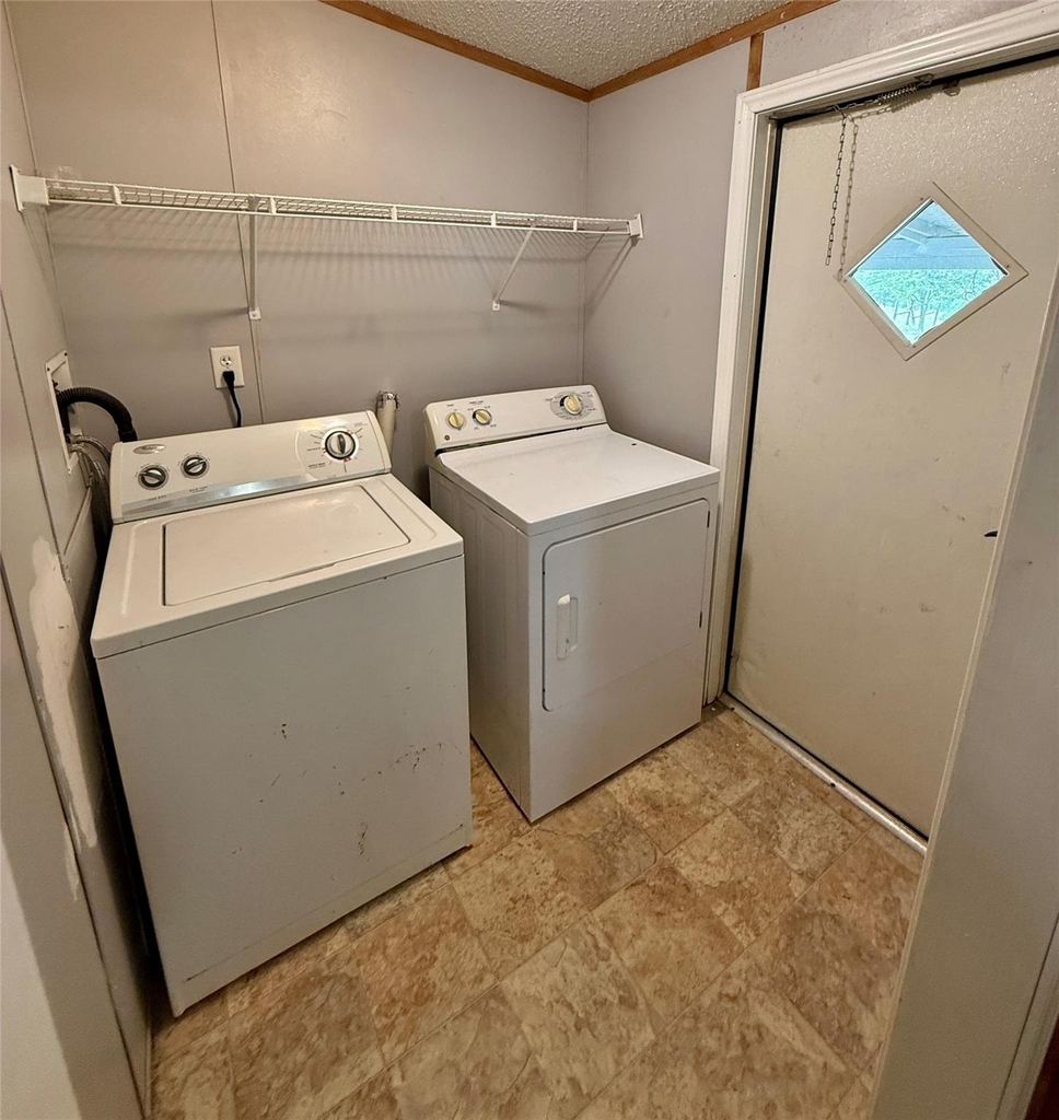 3075 Fm 2001 - Photo 19