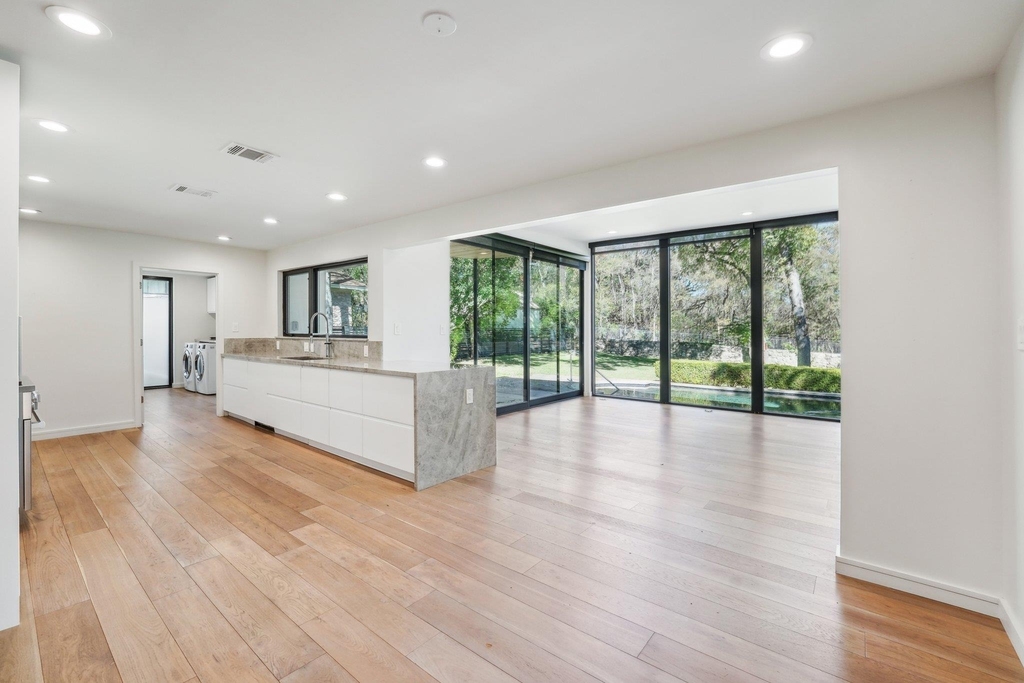 3927 Balcones Dr - Photo 23