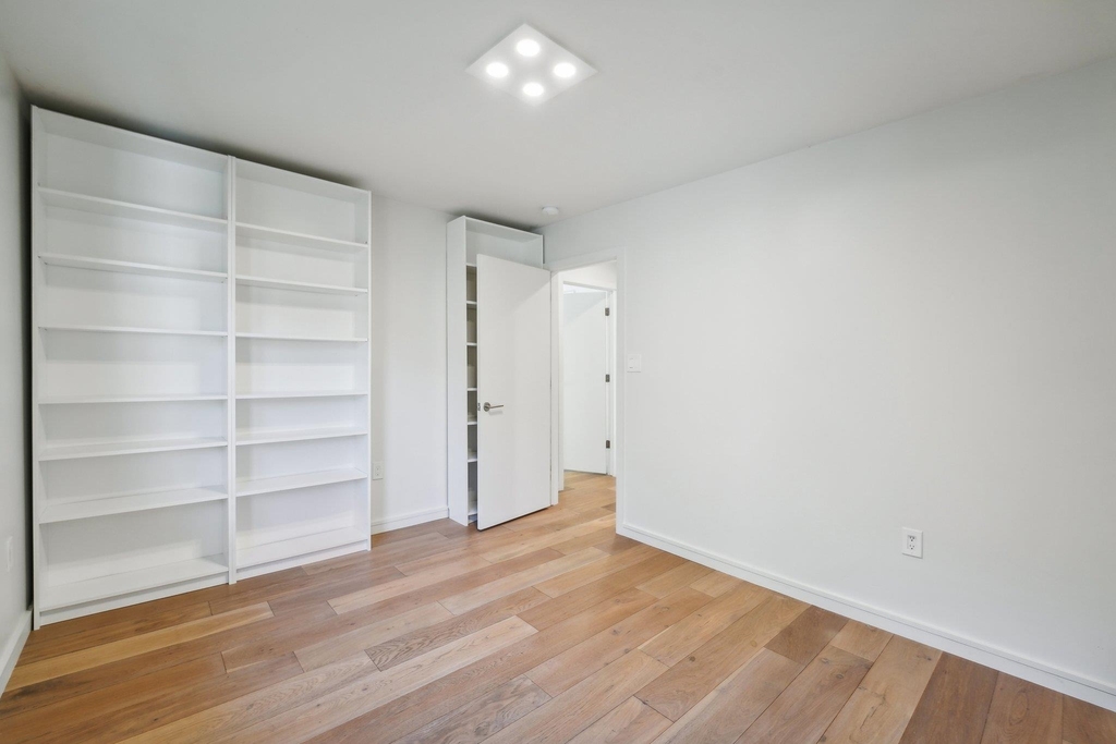 3927 Balcones Dr - Photo 26