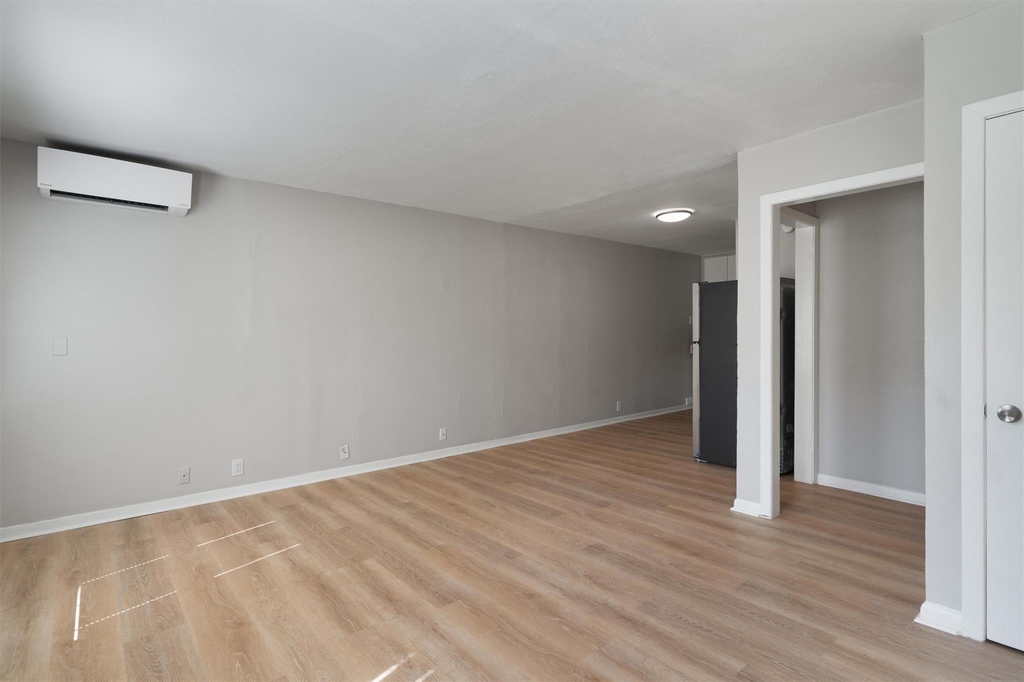 1012 Barbara Dr - Photo 1