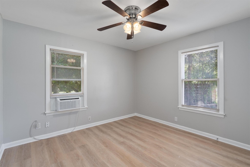 1012 Barbara Dr - Photo 14