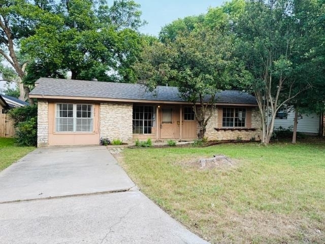 2705 Sherwood Ln - Photo 0
