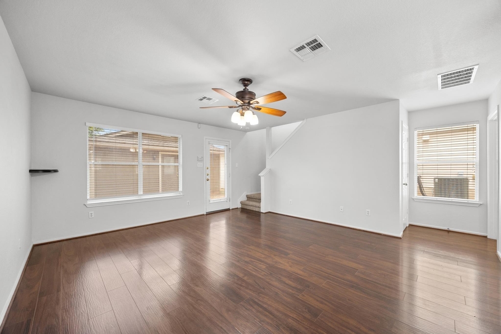 105 Fire Island Dr - Photo 11