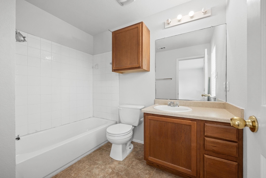 105 Fire Island Dr - Photo 16