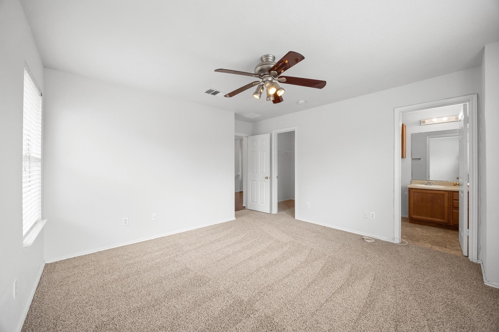 105 Fire Island Dr - Photo 15