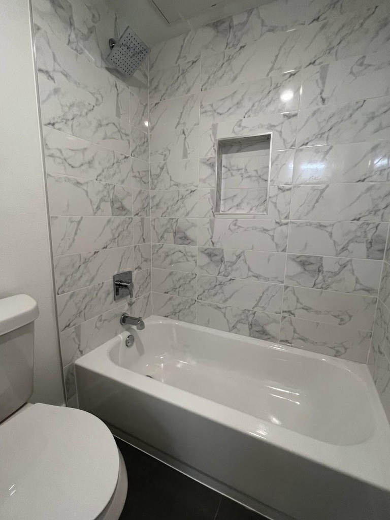 2210 Pearl St - Photo 9