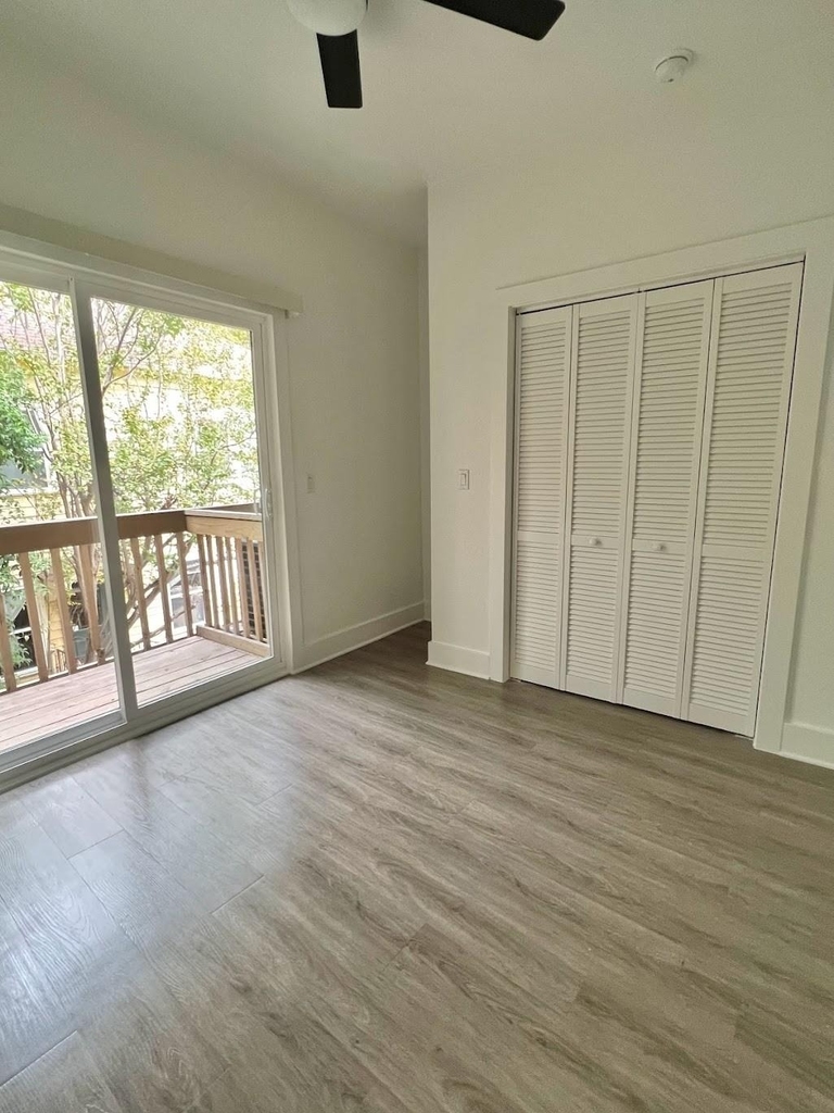2210 Pearl St - Photo 11