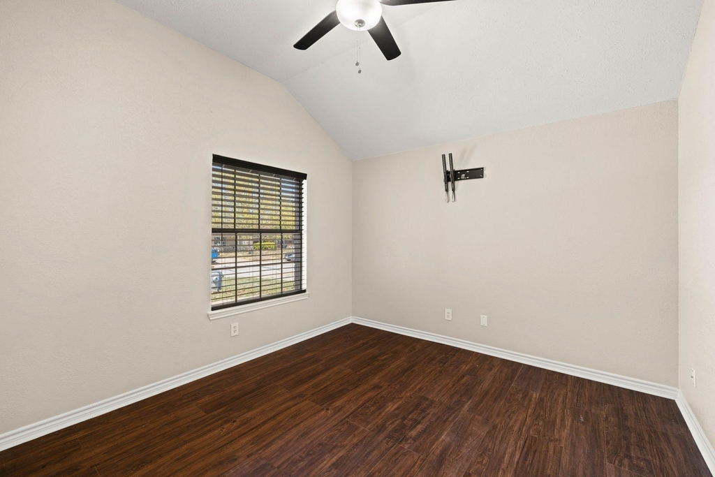 820 Mica Ln - Photo 17