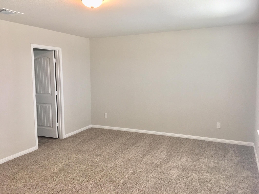 3073 Blantyre Bnd - Photo 11