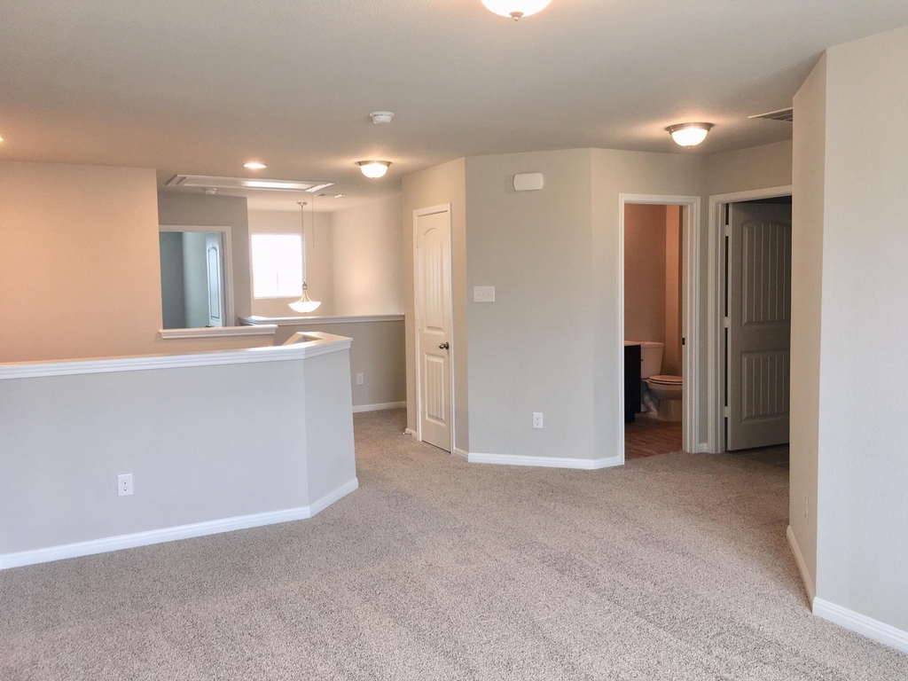 3073 Blantyre Bnd - Photo 9