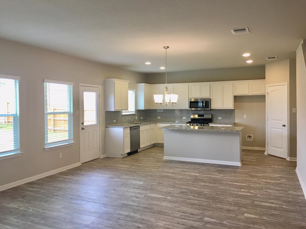 3073 Blantyre Bnd - Photo 3