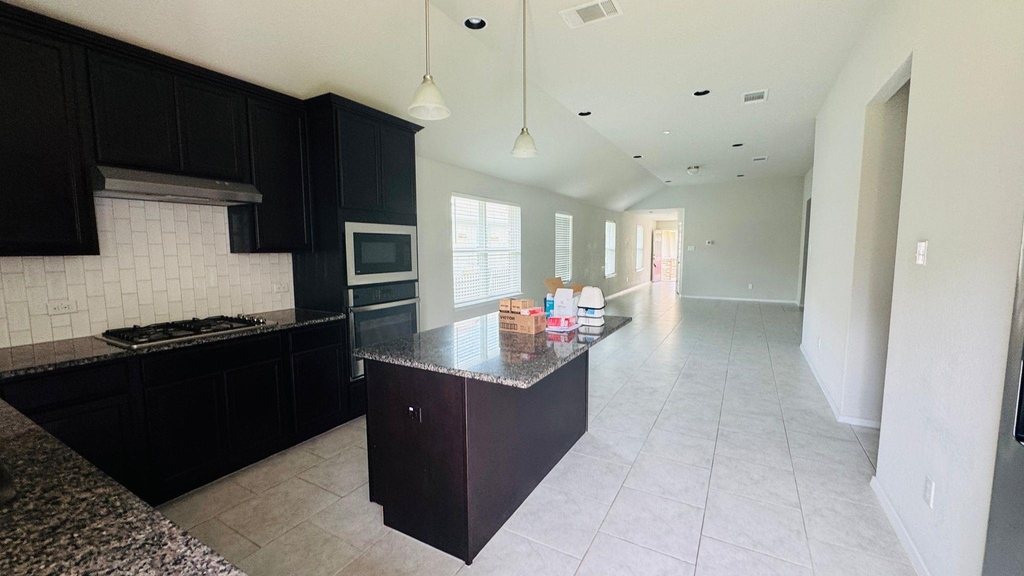 2800 Joe Dimaggio Blvd - Photo 7