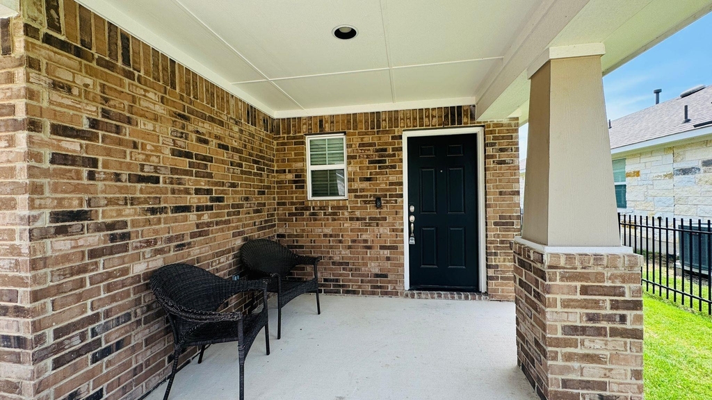 2800 Joe Dimaggio Blvd - Photo 2