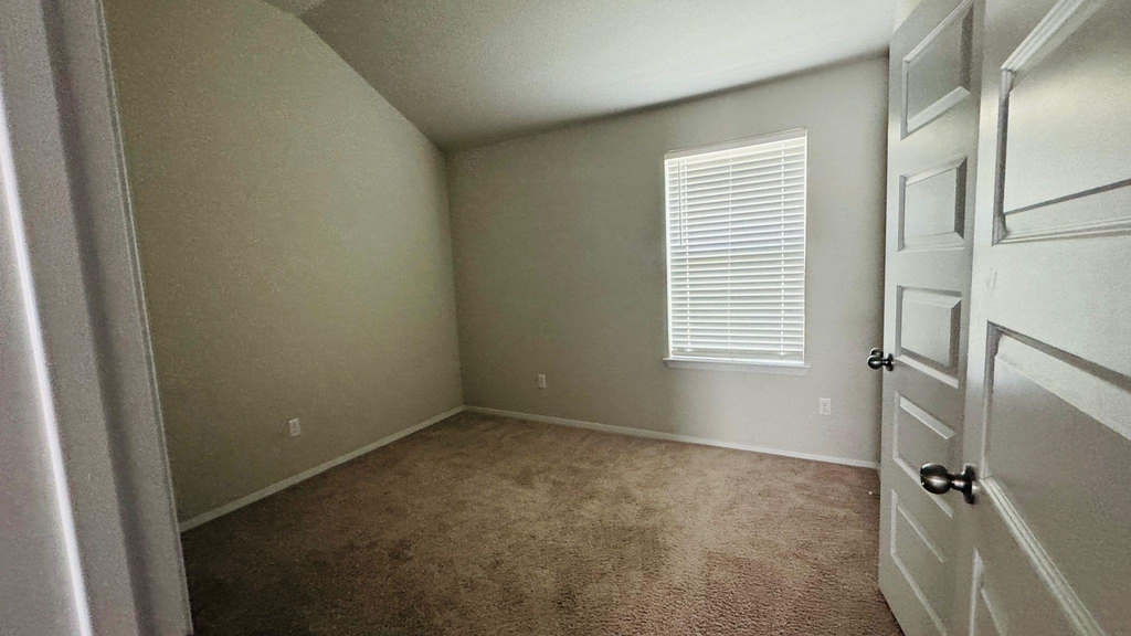 2800 Joe Dimaggio Blvd - Photo 13