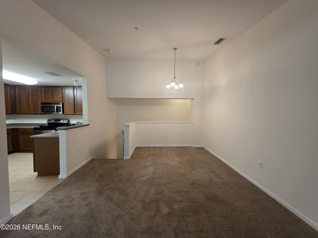 8196 Cabin Lake Circle - Photo 4